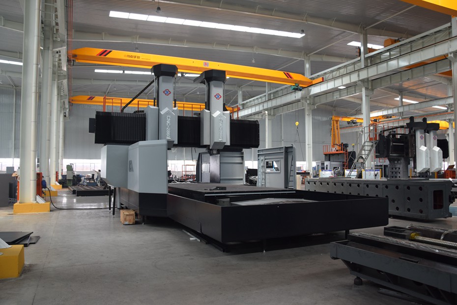 數(shù)控機(jī)床與普通機(jī)床相比有何優(yōu)點(diǎn).jpg 數(shù)控機(jī)床與普通機(jī)床相比有何優(yōu)點(diǎn).jpg